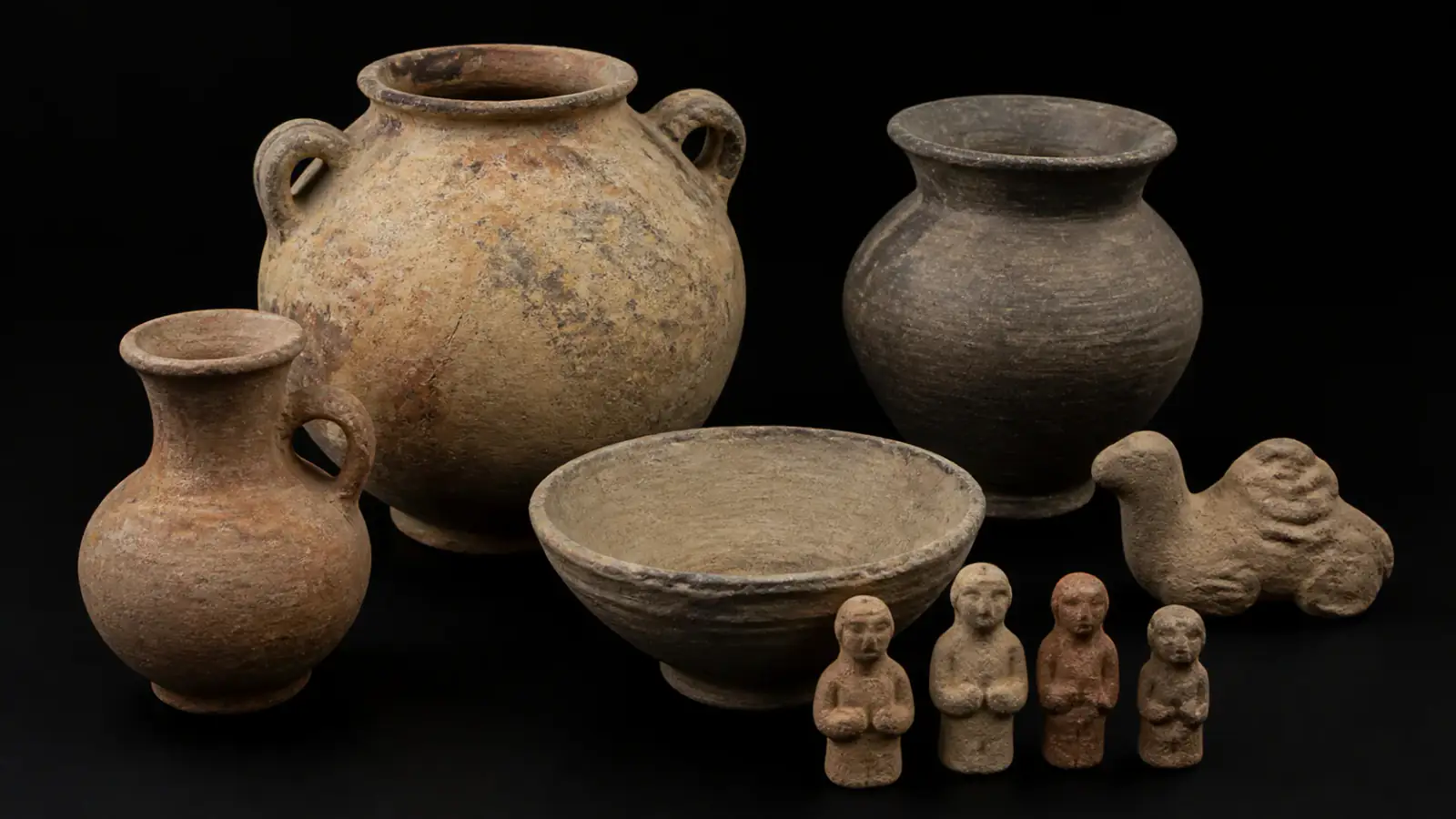 Recreación histórica específica de Cerámica y figuras que no llegaron en una caravana, Garama y asentamientos del Fezzan, I milenio a. C.–I milenio d. C.